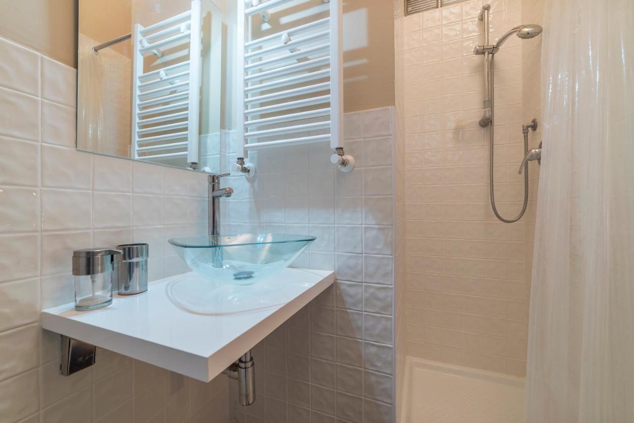 Borghese Roomy Flat Lejlighed Rom