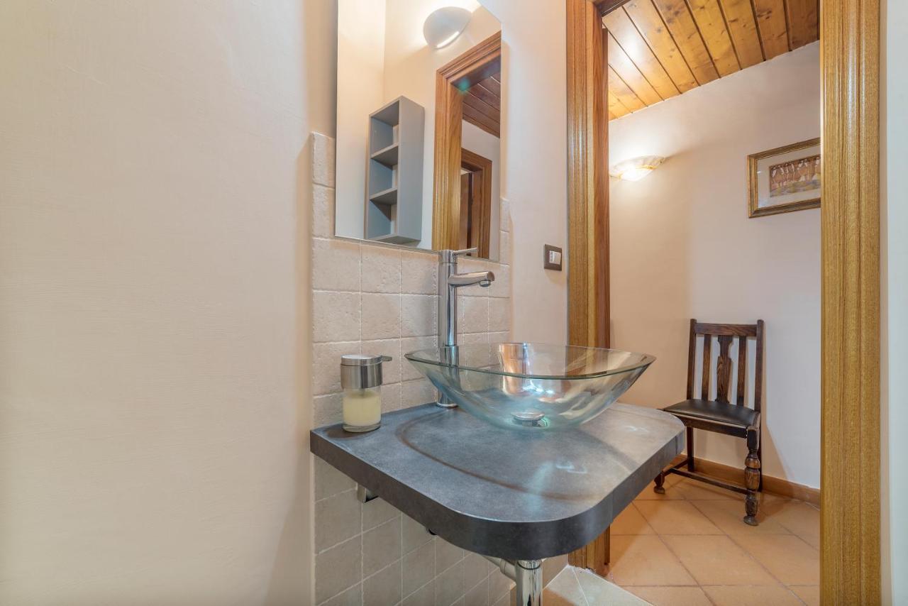 Borghese Roomy Flat Appartamento *
